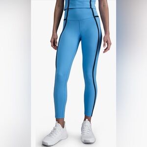 NWT Nike leggings $70 nwt